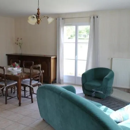 Hébergement de vacances Maison La Roche-posay, 4 Pièces, 6 Personnes - Fr-1-541-27