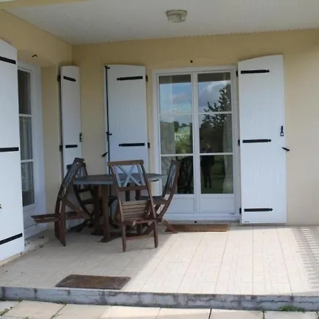 Hébergement de vacances Maison La Roche-posay, 4 Pièces, 6 Personnes - Fr-1-541-27 La Roche-Posay