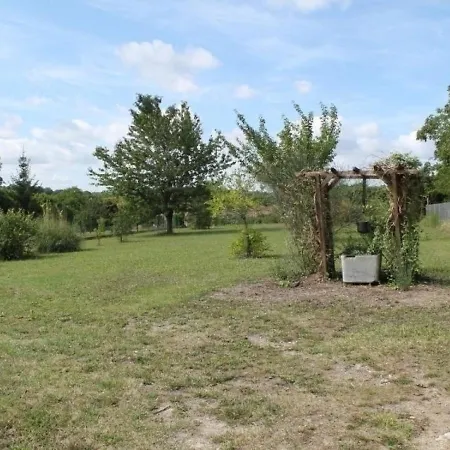 Hébergement de vacances Maison La Roche-posay, 4 Pièces, 6 Personnes - Fr-1-541-27